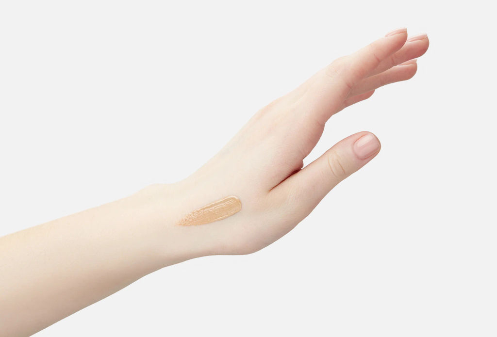 Флюид с эффектом мягкого свечения Soft Glam Filter Fluid, 020 Light Medium