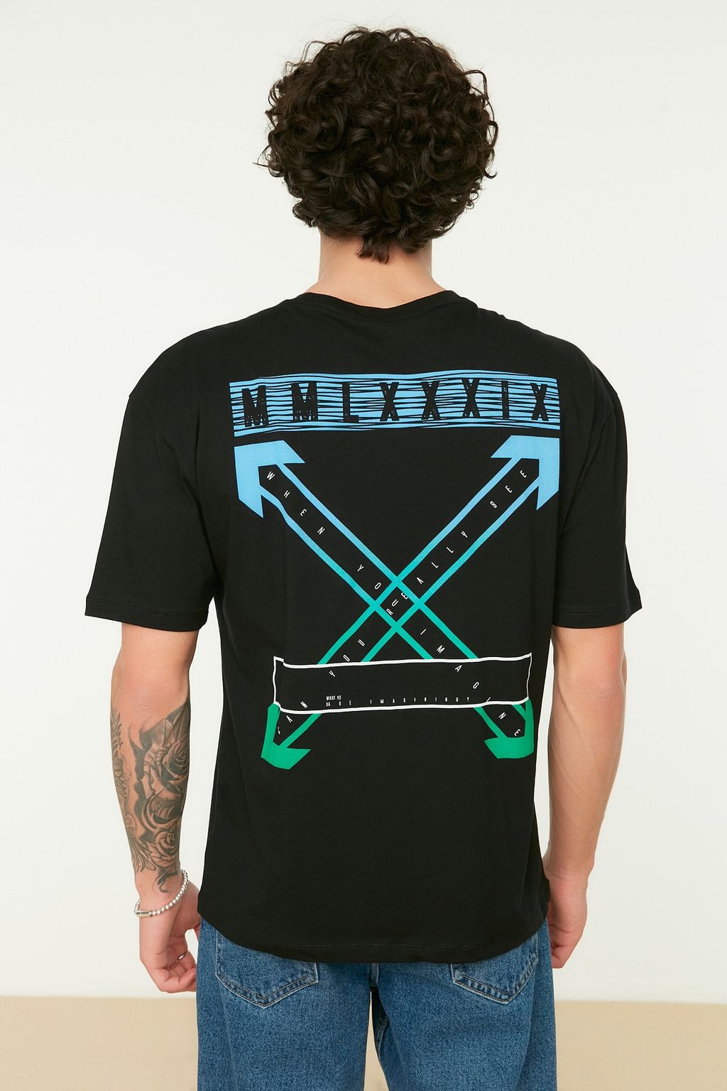TRENDYOL MAN Siyah Oversize/Genis Kesim S?rt Bask?l? %100 Pamuklu T-shirt TMNSS20TS1132 - Trendyolmilla фото 10