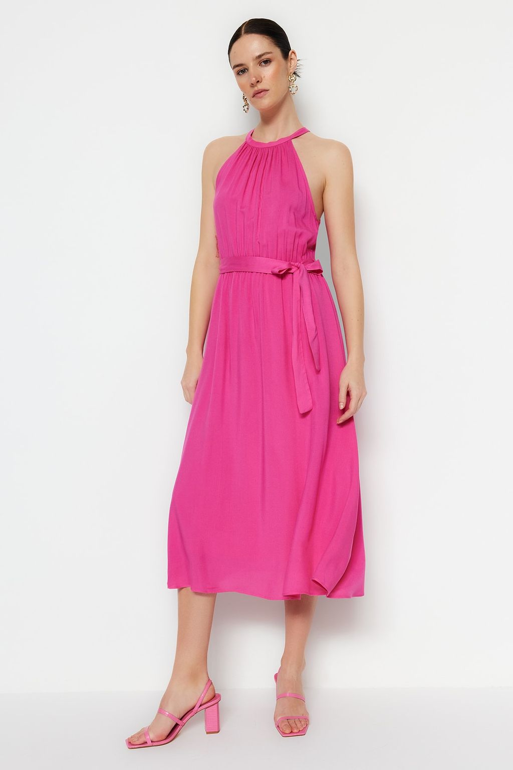 TRENDYOLMILLA Ac?k Kahverengi Kusakl? Duz Beli lastikli Kusakl? Midi Dokuma Elbise TWOSS19EL0155  фото 27