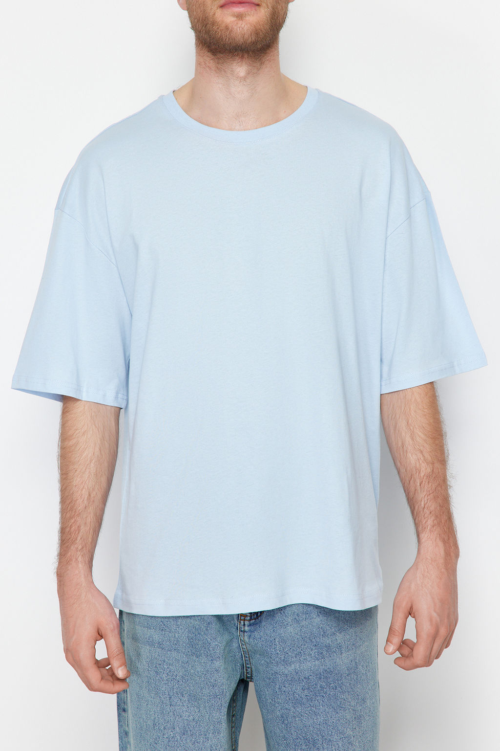 Ac?k Mavi Oversize/Genis Kesim %100 Pamuklu K?sa Kollu Basic T-Shirt TMNSS22TS0318