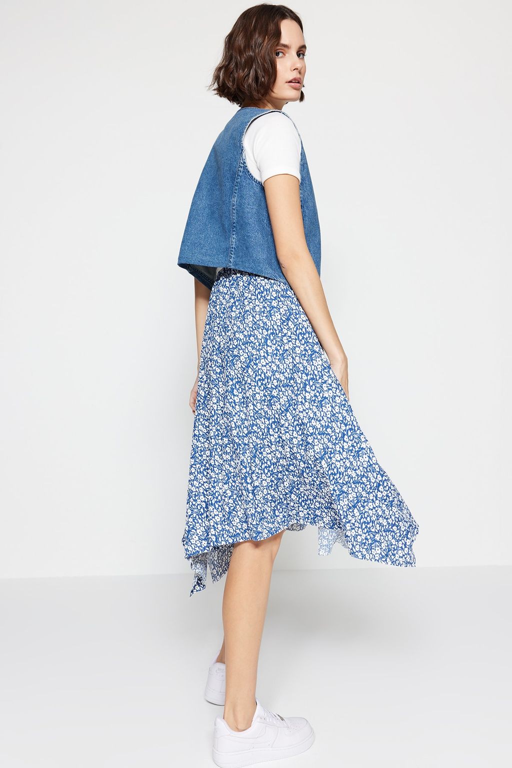 Indigo Desenli Volanl? Asimetrik Yuksek Bel Midi Esnek Orme Etek TWOAW20ET0440