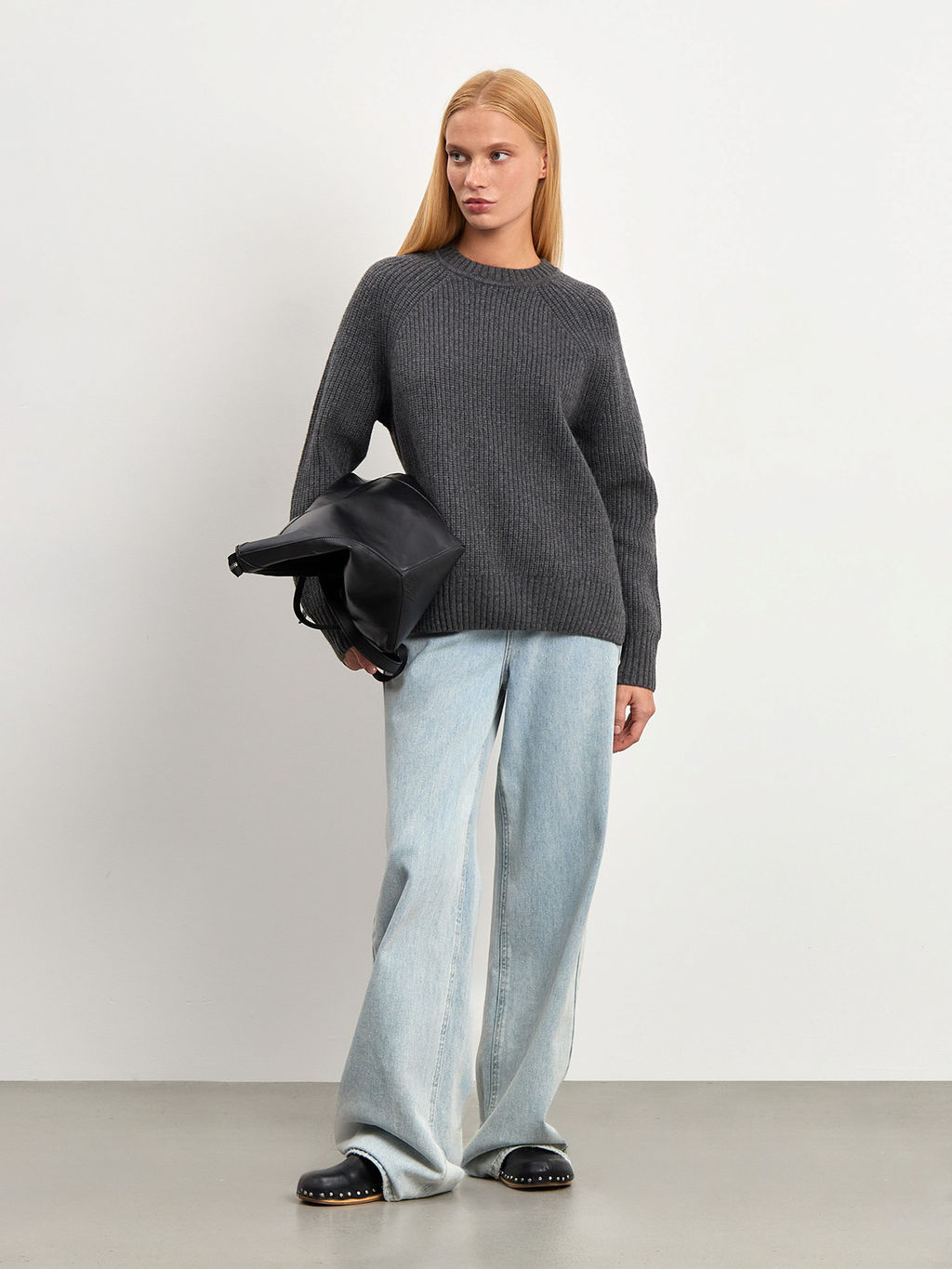 Джемпер с разрезами по бокам - Emka фото 2