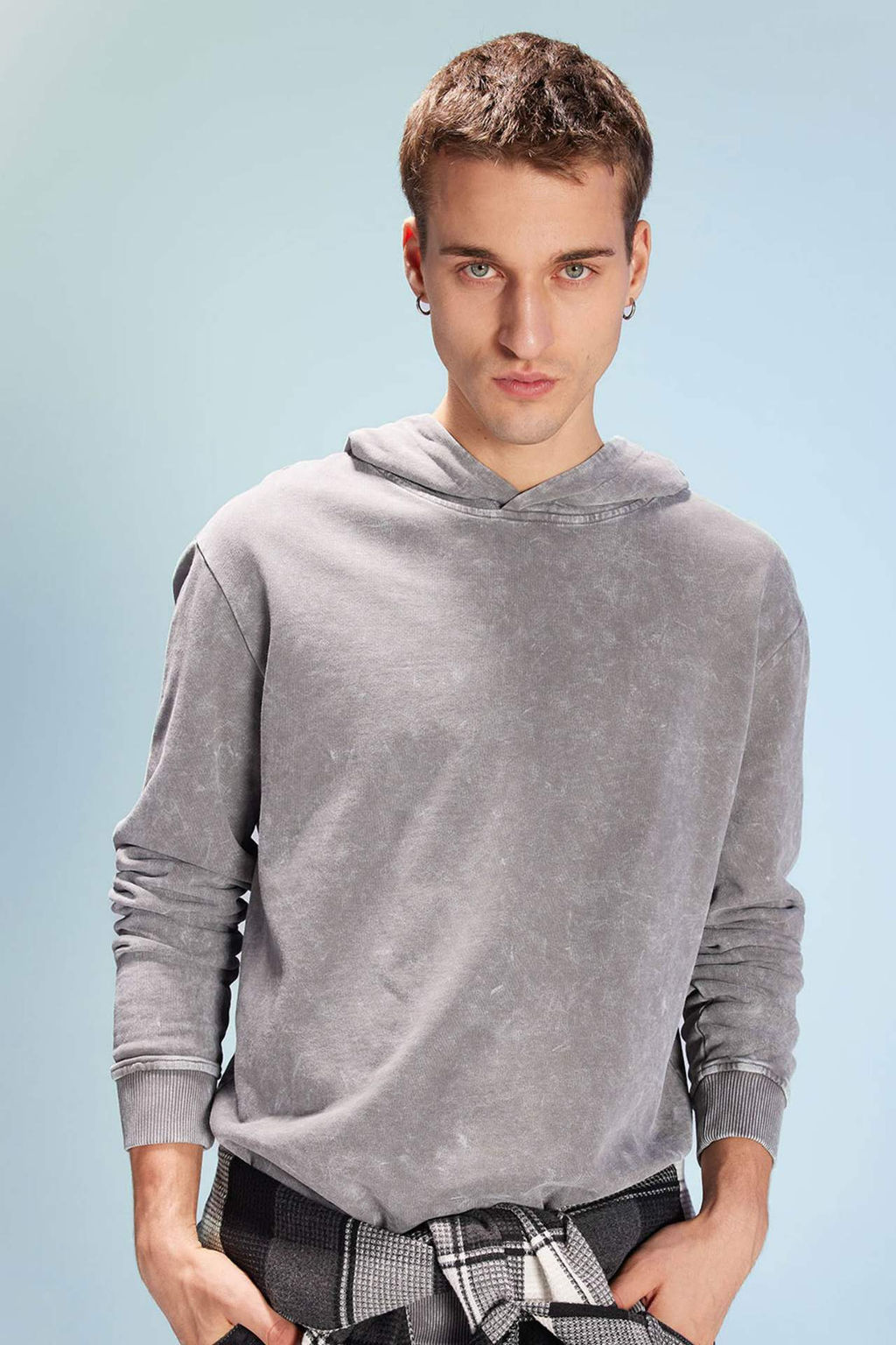 Regular Fit Kapusonlu Y?kamal? Soluk Efektli Basic Duz Sweatshirt - Defacto фото 2