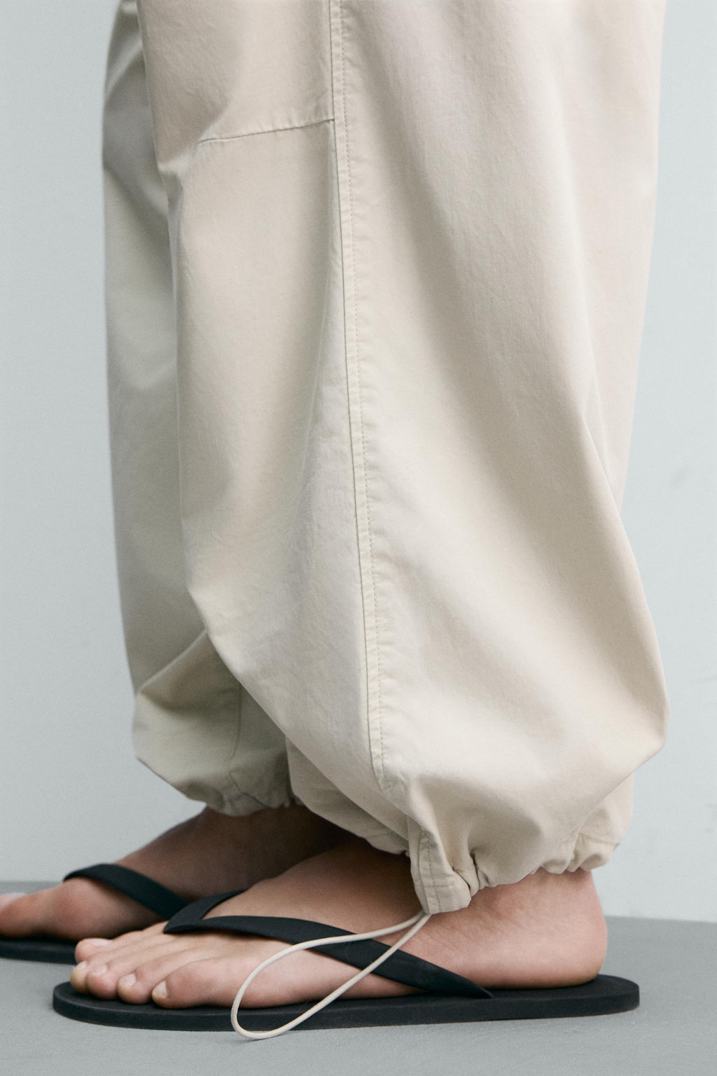 PANTAL?N PARACHUTE RELAXED FIT / Piedra - Zara фото 6
