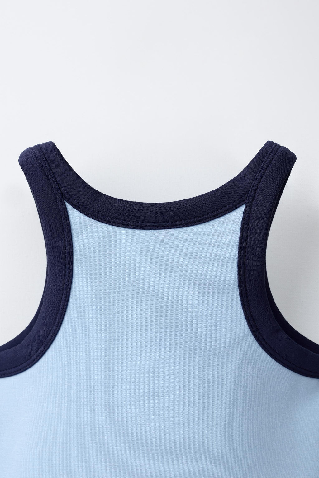 TOP CROPPED CON MODAL / Celeste - Zara фото 4