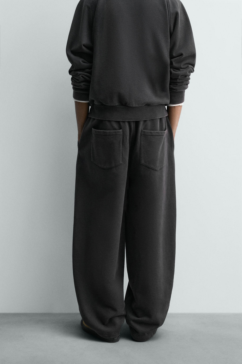 PANTAL?N JOGGER BALLOON FIT LAVADO LIMITED EDITION / Antracita oscuro - Zara фото 3