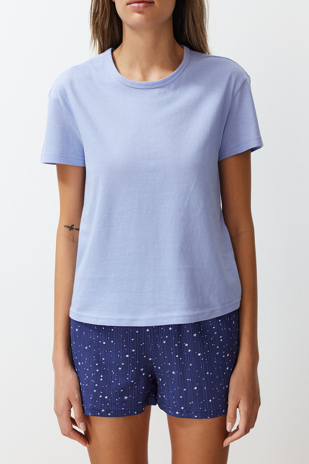 Trendyolmilla Mavi %100 Pamuklu Y?ld?z Desenli Sortlu Orme Pijama Tak?m? THMSS24PT00202 фото 9