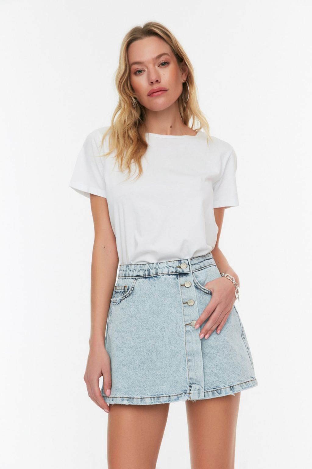 Mavi Dugme Detayl? Kruvaze Yuksek Bel Denim Sort Etek TWOSS22SR0448