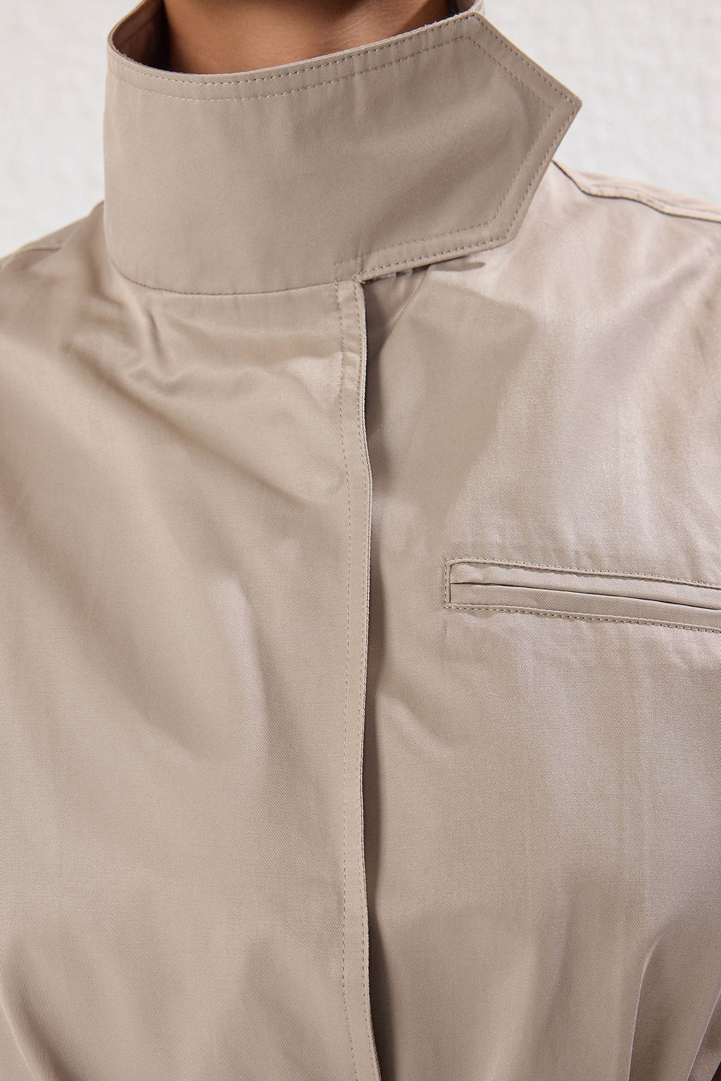 Ac?k Haki Dikis Detayl? Oversize K?sa Trenckot TWOSS25TR00016