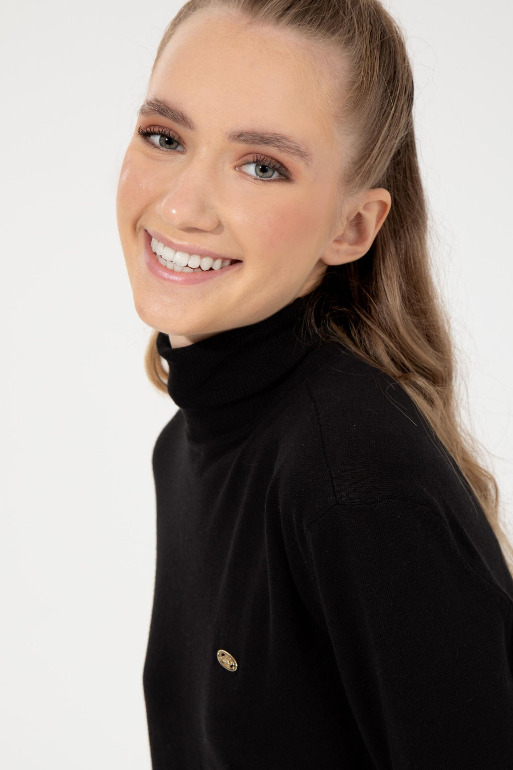 Kad_n Siyah Basic Kazak