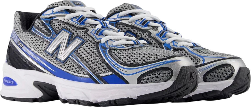 Кроссовки взрослые