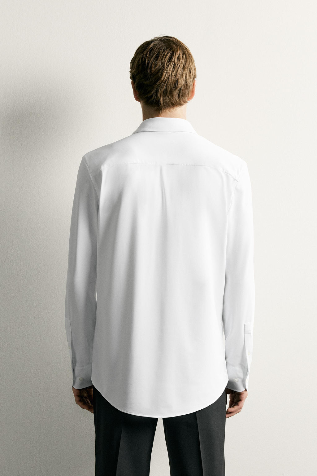 CAMISA REGULAR FIT ESTRUCTURA / Blanco - Zara фото 2