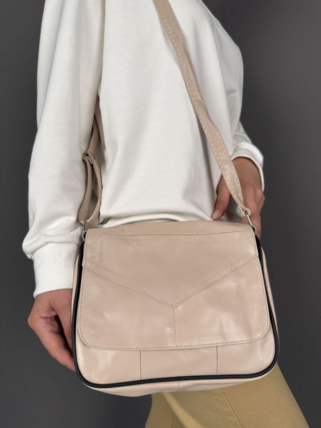 Сумка женская из телячьей кожи