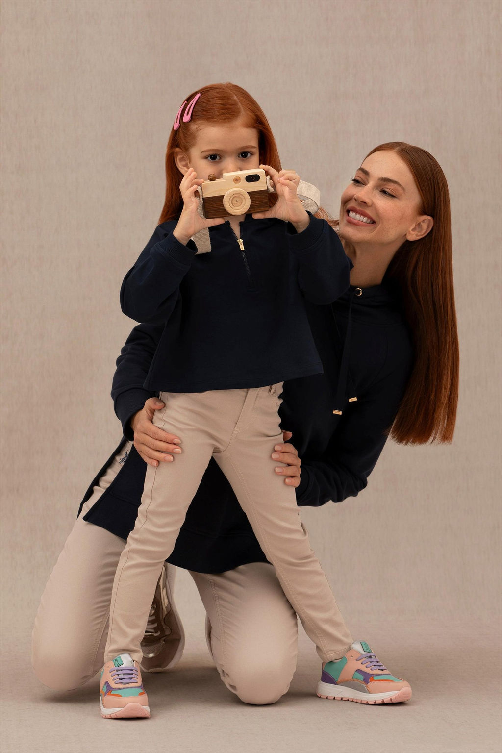 U. S. Polo Assn Темно-синяя толстовка с капюшоном для девочек - U.s. polo assn фото 4