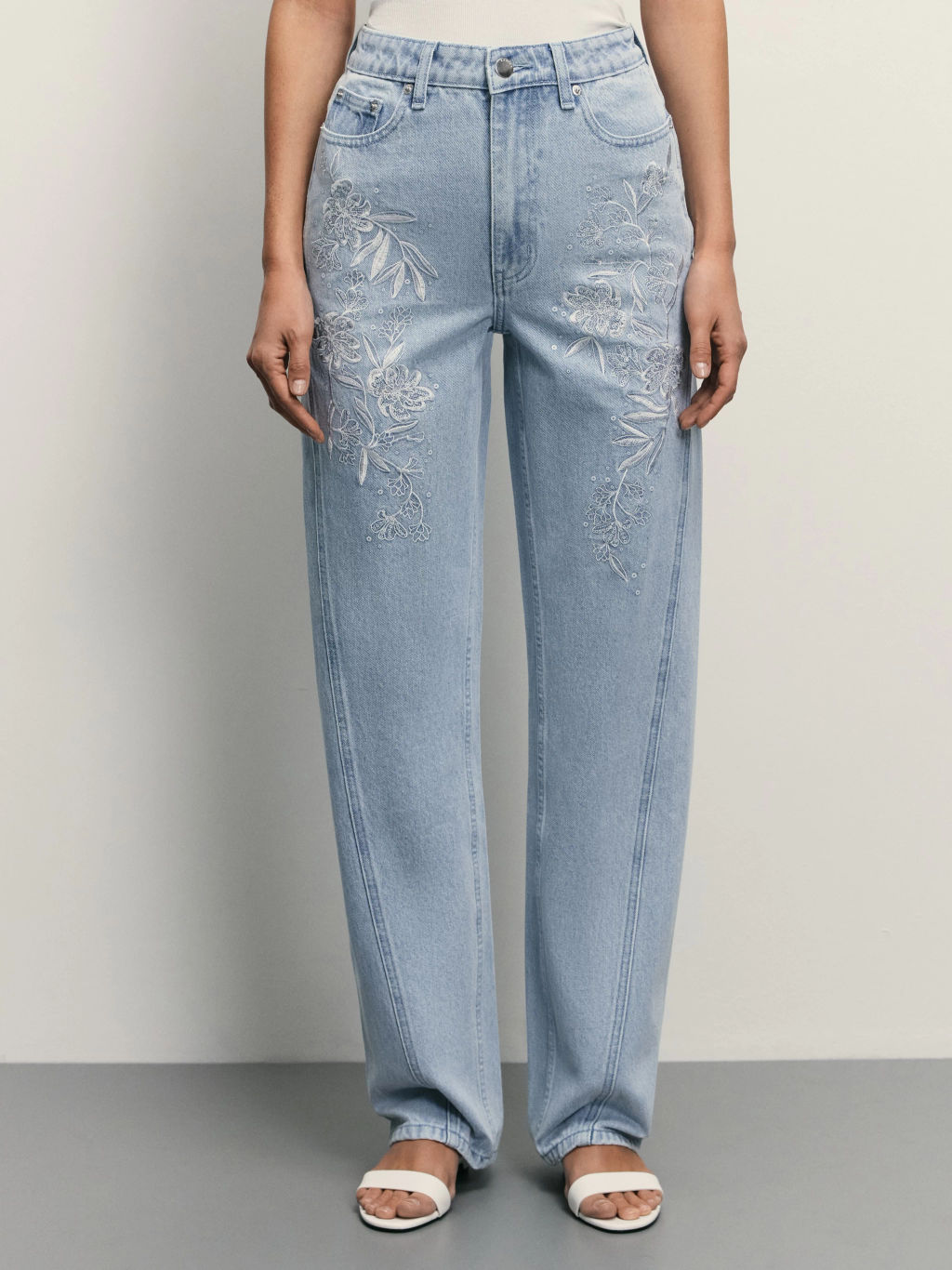 Джинсы straight с вышивкой / Zarina  фото 2