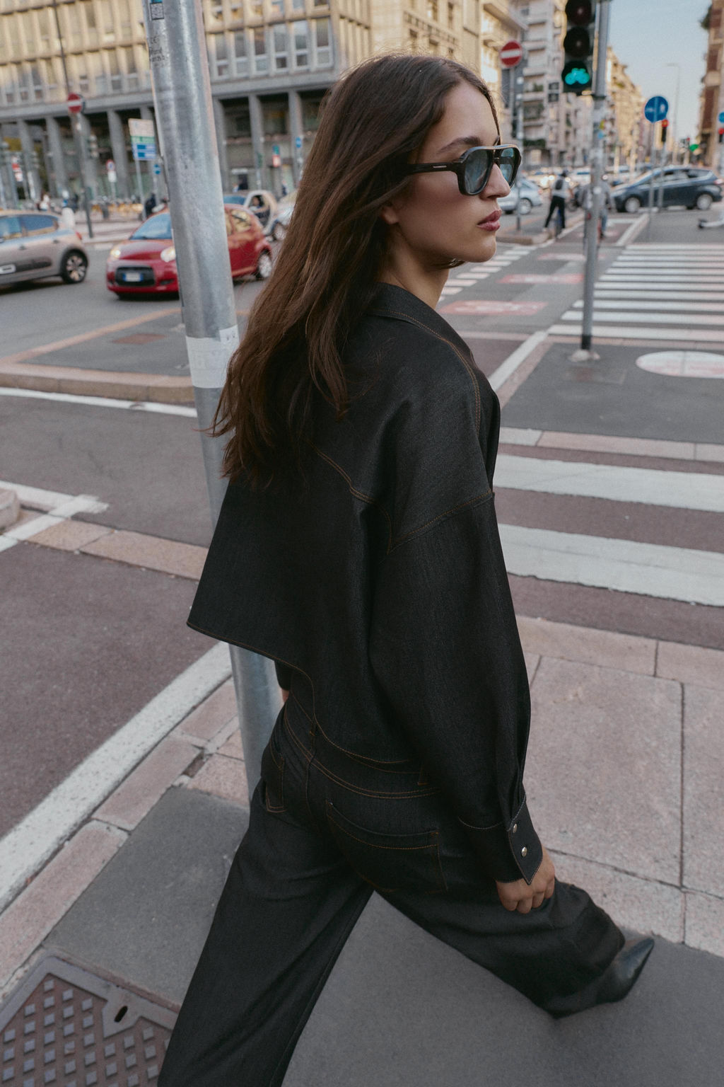 OVERSIZE SHIRT WITH CONTRAST STITCHING - Zara фото 4
