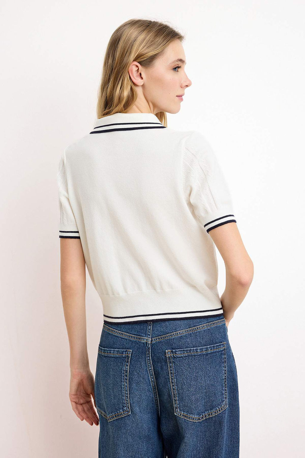 Ekru Genis Yaka Dugmeli K?sa Kol Triko Bluz TWOSS26BZ00125 - Trendyolmilla фото 4