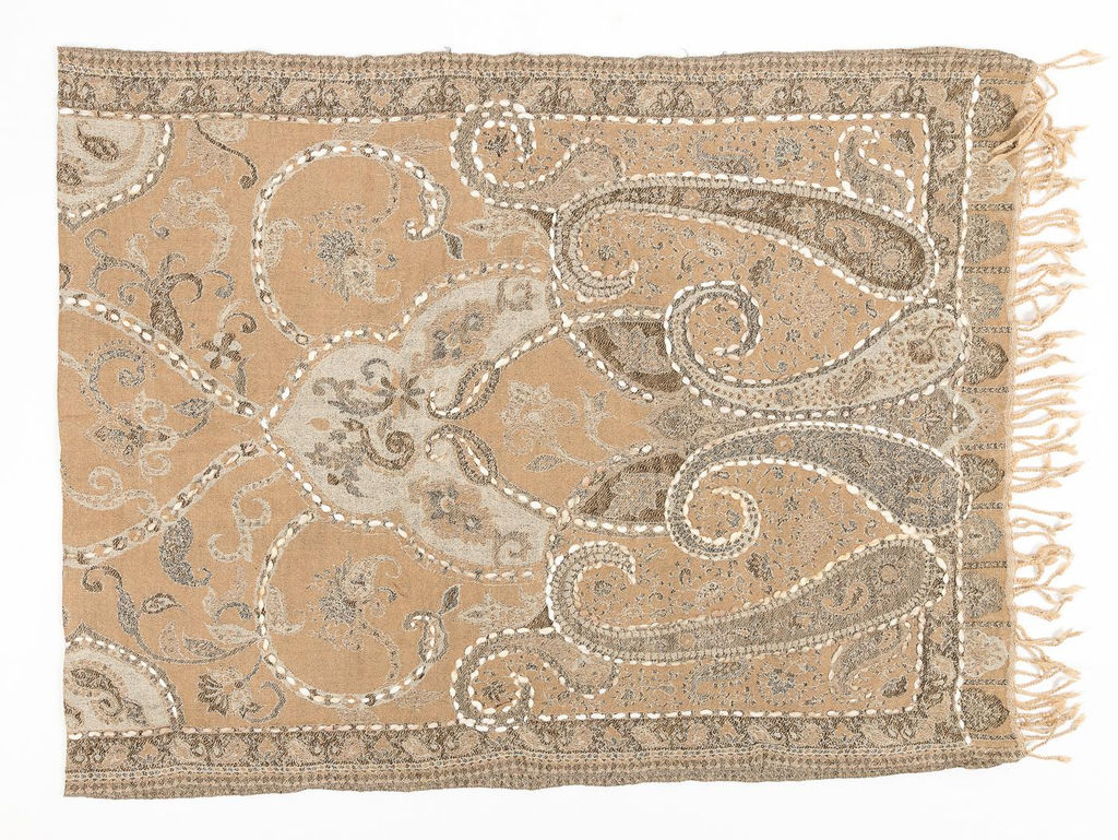 Палантин с вышивкой (шерсть вареная) в ассортименте № Тк906/44 - Ганг фото 2