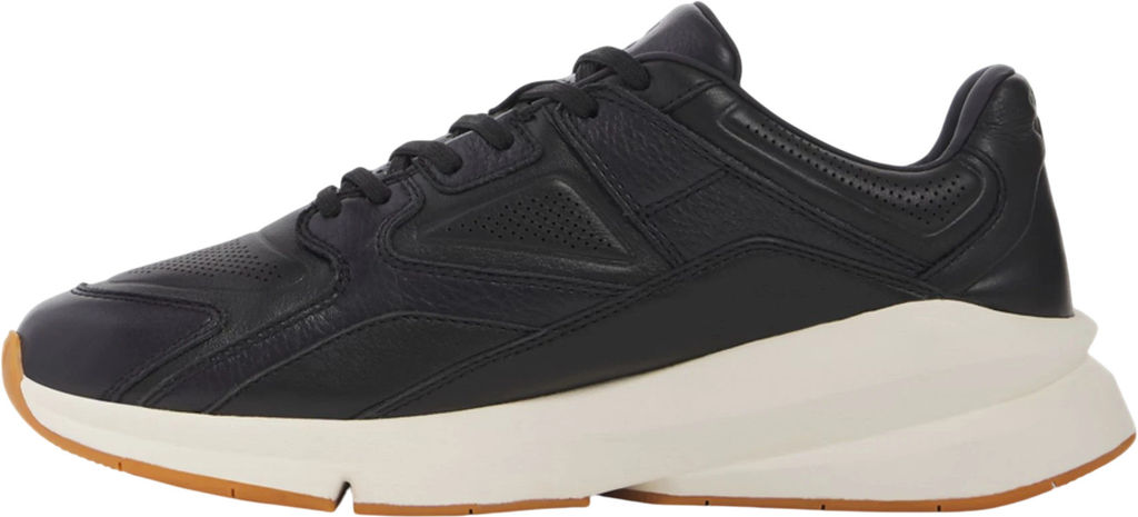 Кроссовки взрослые