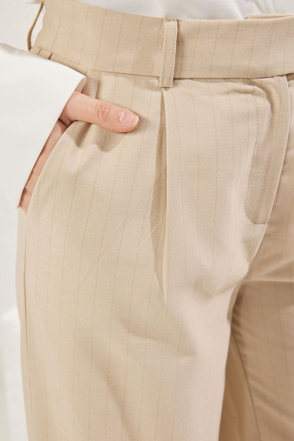 Trendyolmilla Bej Cizgili Wide Leg/Genis Paca Dokuma Pantolon TWOSS25PL00033 фото 5