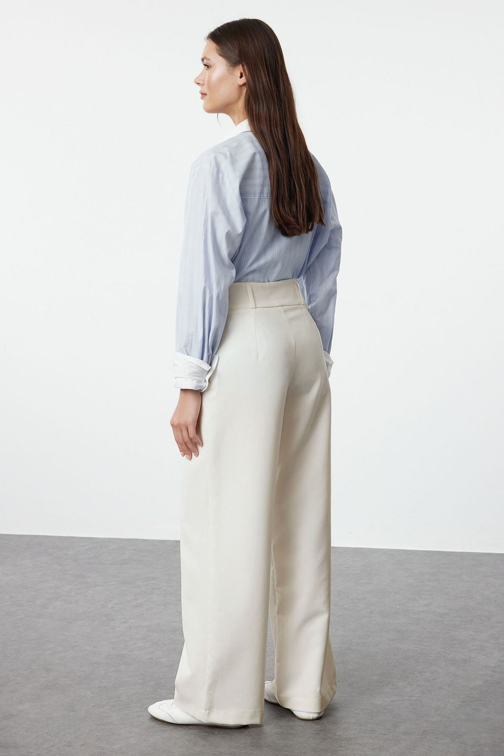 TRENDYOLMILLA Beyaz Bel Detayl? Straight/Duz Kesim Dokuma Kumas Pantolon TWOAW25PL00038 фото 5