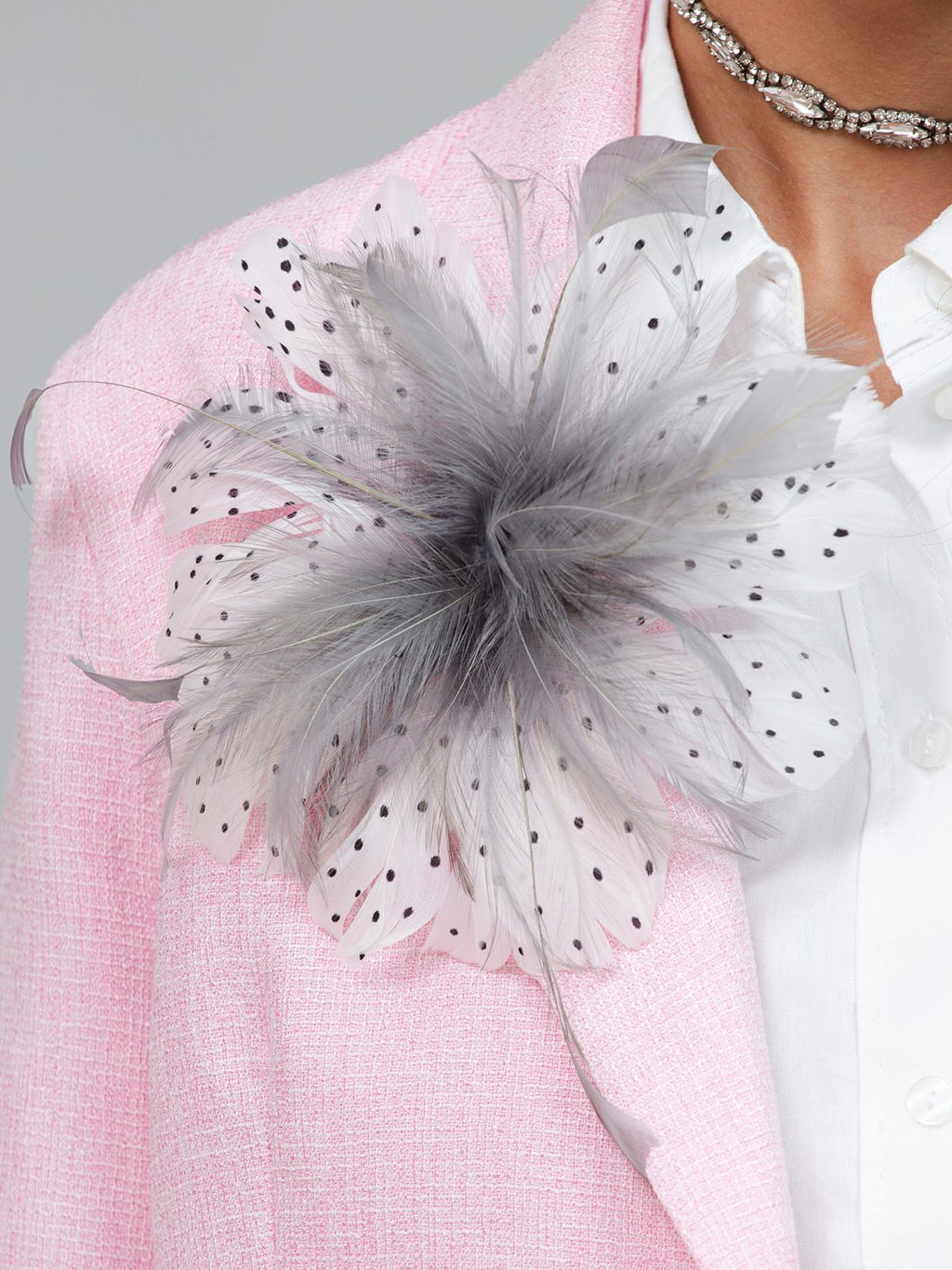 авторская Брошь с натуральным перьям премиального качества