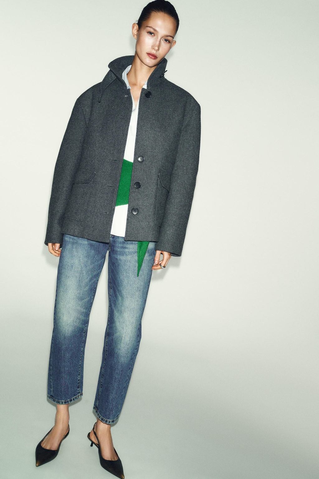 CROPPED WOOL COAT WITH HIGH NECK