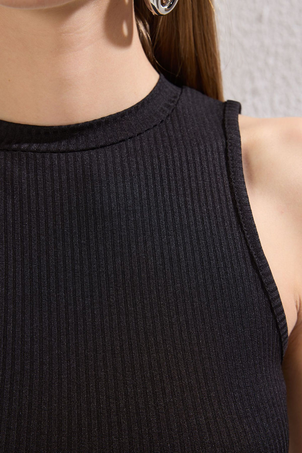 Trendyolmilla Siyah Animal Bask?l? Halter Yaka Fitted/Vucuda Oturan Crop Esnek Orme Bluz TWOSS22BZ0879  фото 7