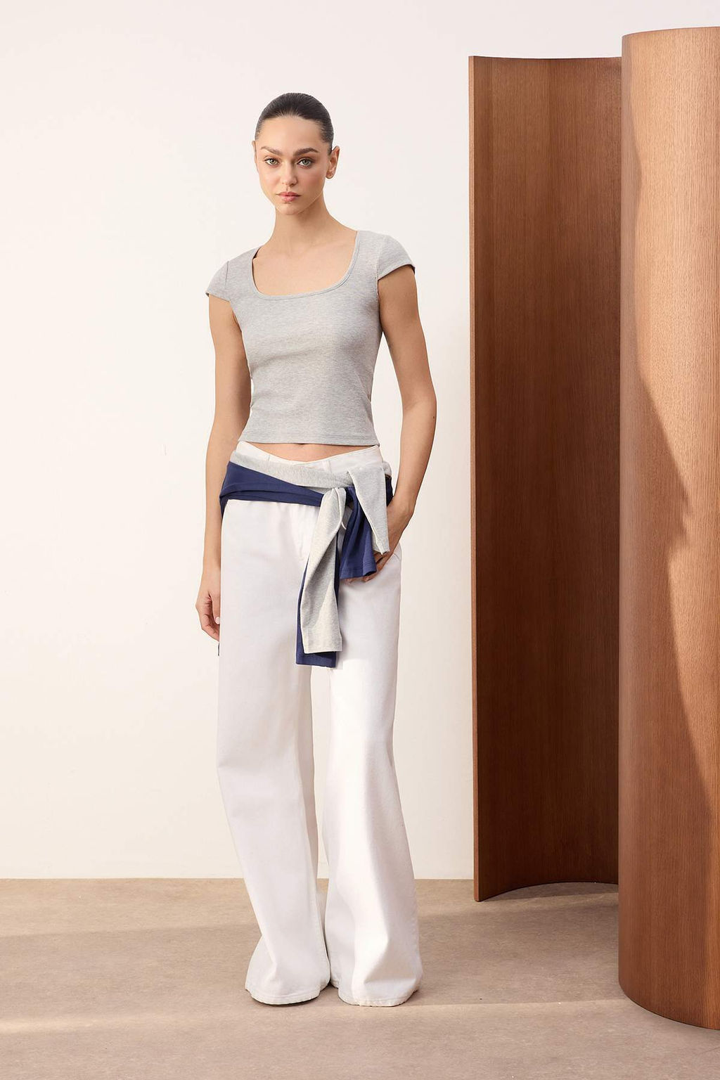 Wardrobe Essentials-Wardrope Essentials Gri Melanj Fitted Crop Esnek Orme Bluz TWOSS26BZ00155