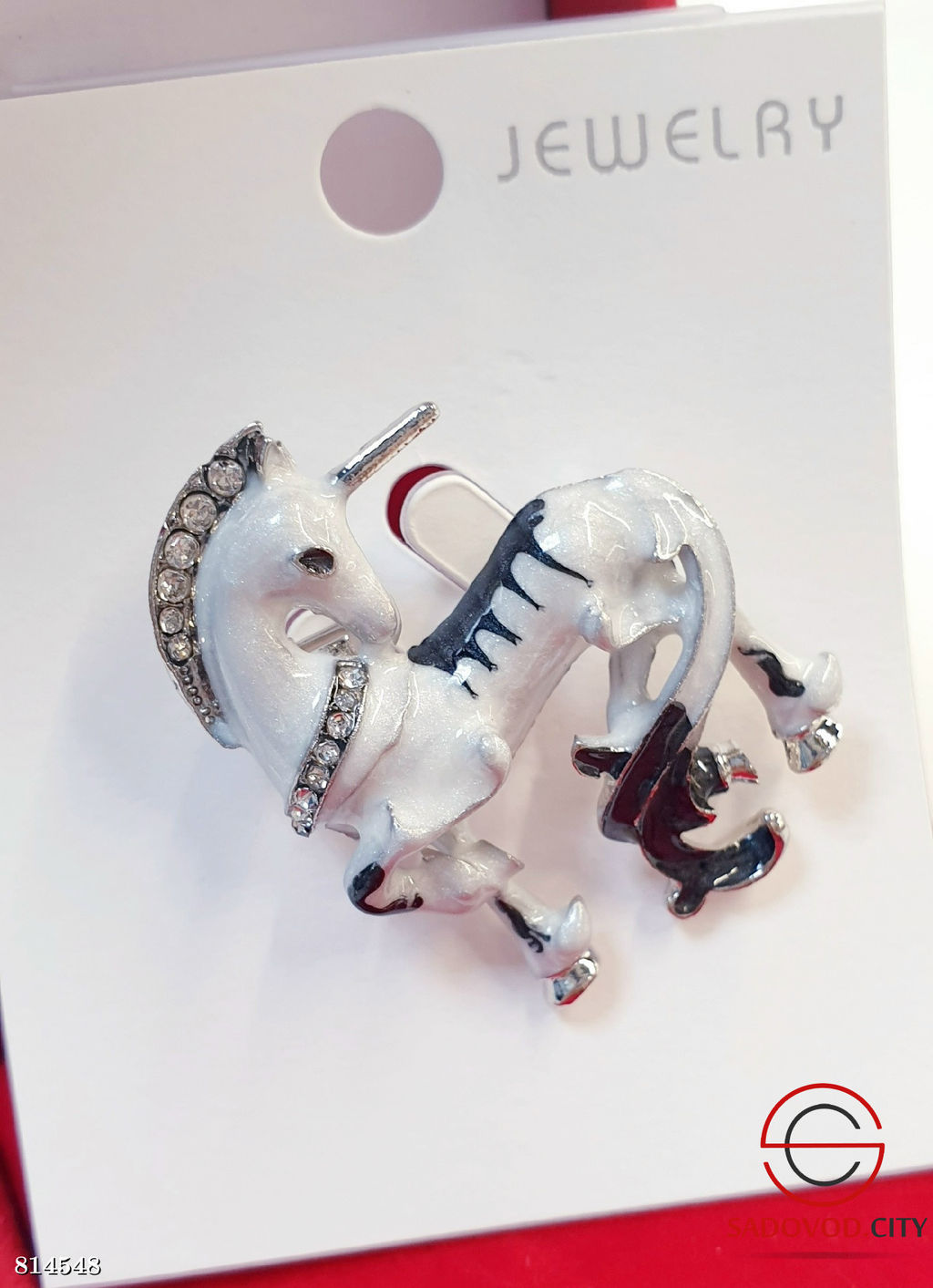 Брошь лошадь символ 2026 года