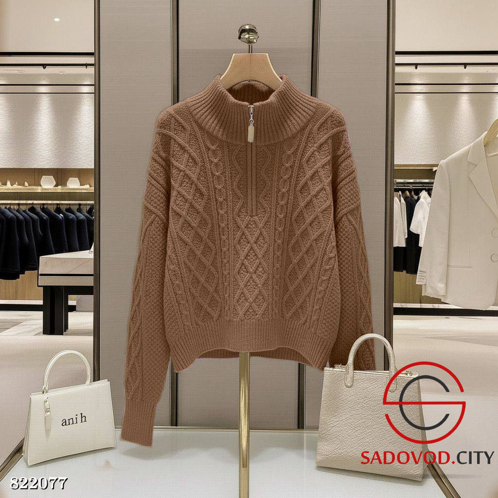 Теплый свитер на полузамке