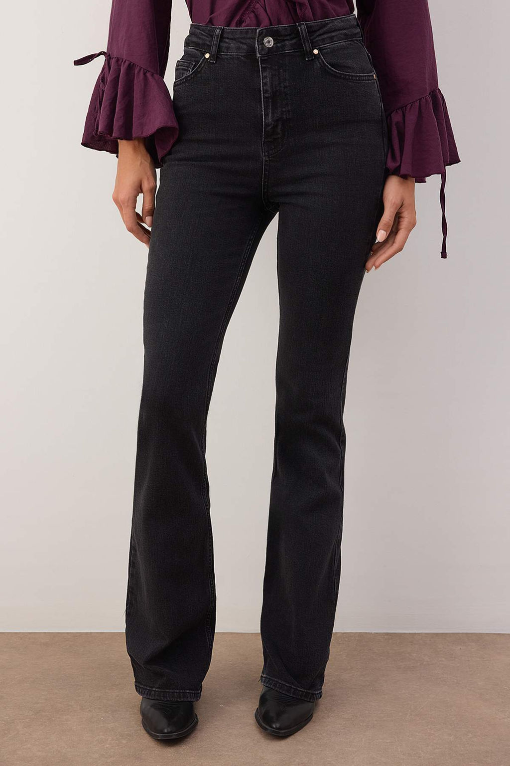 TRENDYOLMILLA Ac?k Mavi Normal Bel Flare Jeans TWOAW25JE00096  фото 11