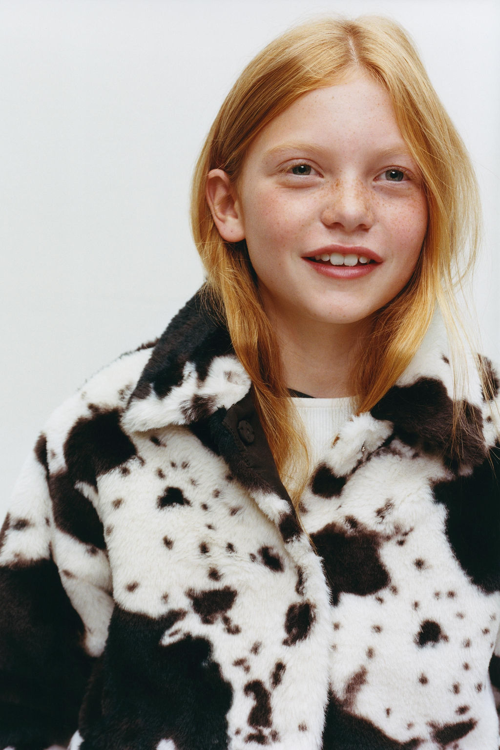 FAUX FUR COW PRINT JACKET - Zara фото 10
