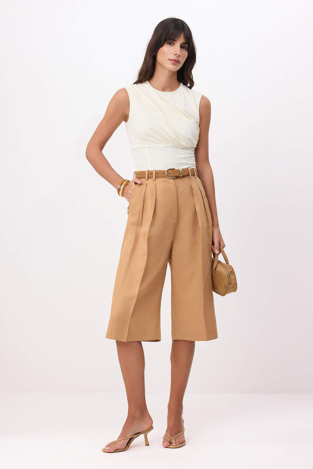 Ekru Duz Fitted Bisiklet Yaka Kolsuz Yumusak Orme Bluz TWOSS26BZ00635 - Trendyolmilla фото 2