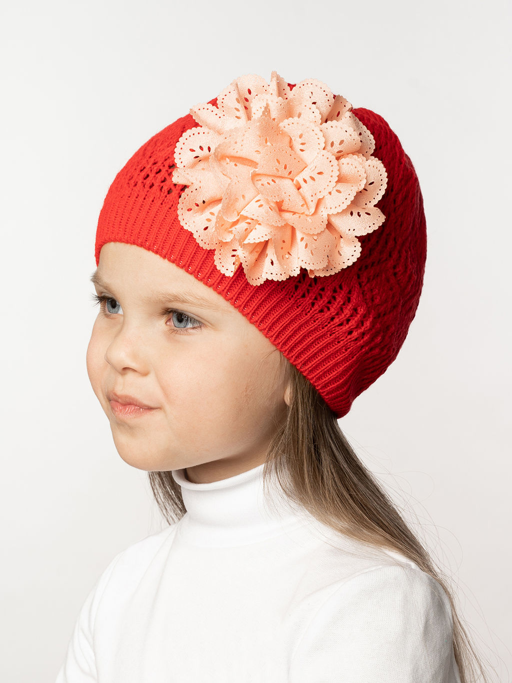 Шапка вязаная детская красная
