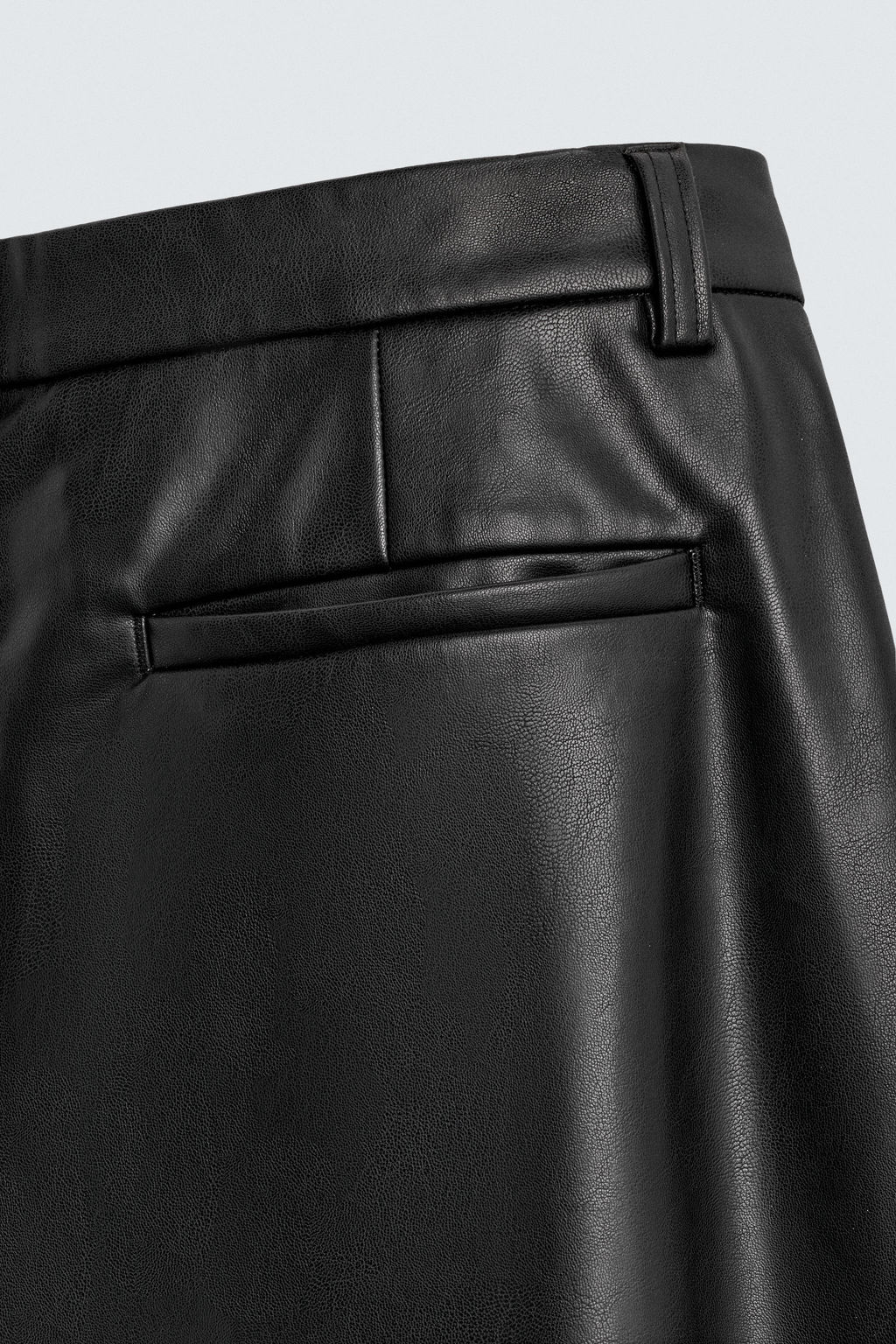 RELAXED FIT LEATHER EFFECT TROUSERS - Zara фото 20