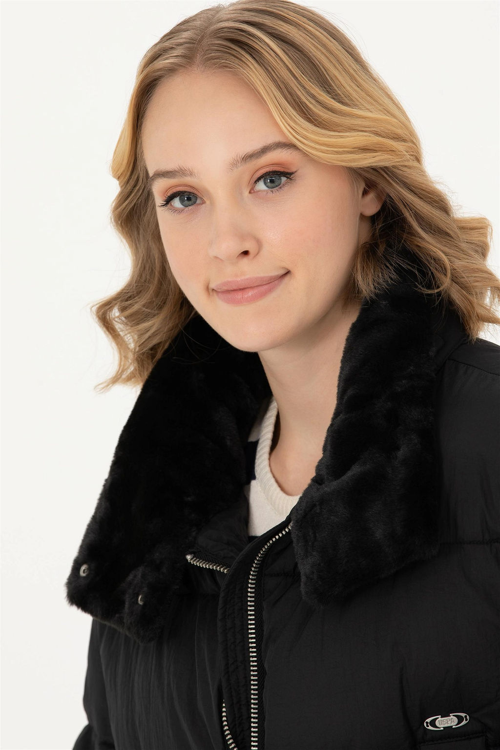 U. S. Polo Assn Женское черное пальто - U.s. polo assn фото 2