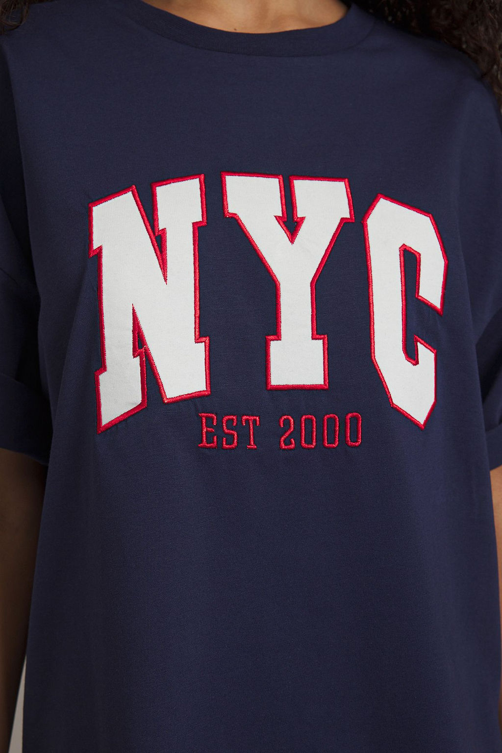 TRENDYOLMILLA Bordo %100 Pamuk Oversize/Genis Pach Nak?sl? Orme T-Shirt TWOSS25TS00069 фото 12