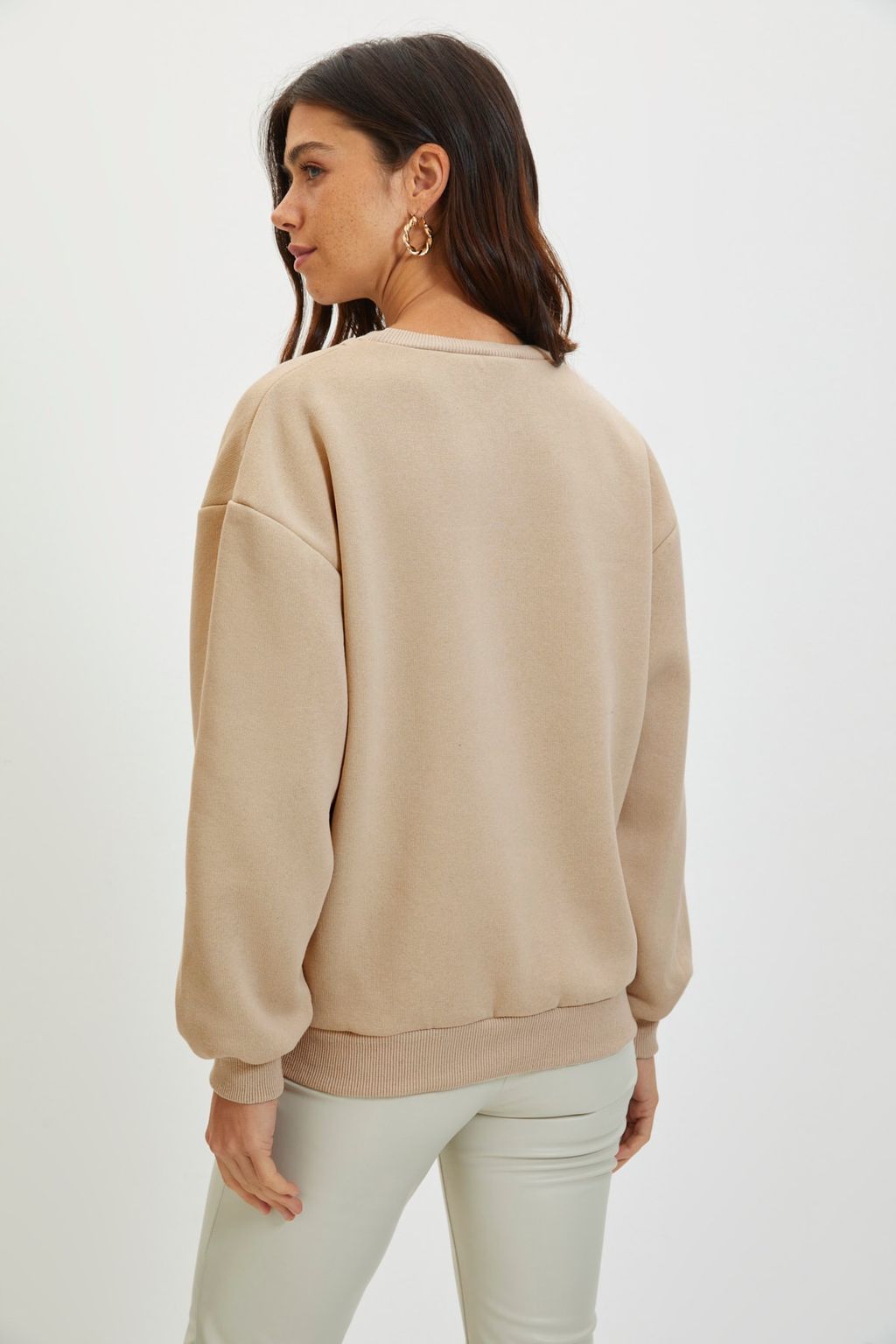 TRENDYOLMILLA Bej Kal?n Ici Polarl? Slogan Nak?sl? Bisiklet Yaka Relaxed/Rahat Kal?p Orme Sweatshirt TWOAW22SW1464 фото 5