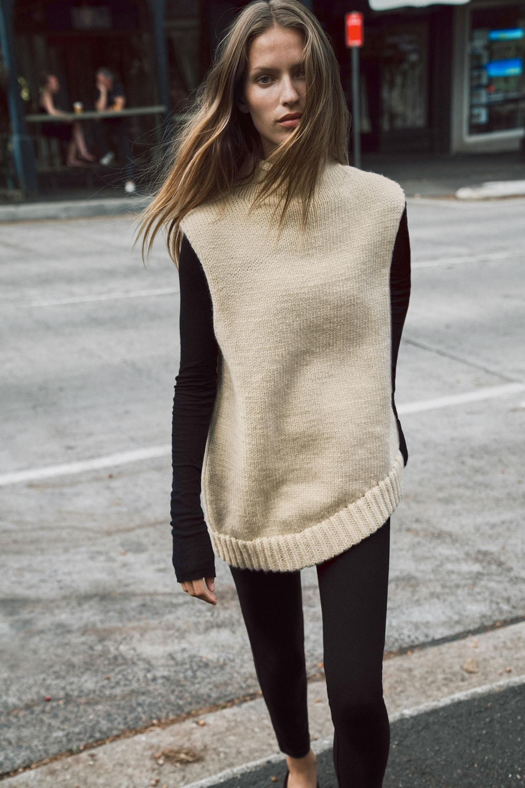 ASYMMETRIC KNIT VEST - Zara фото 9