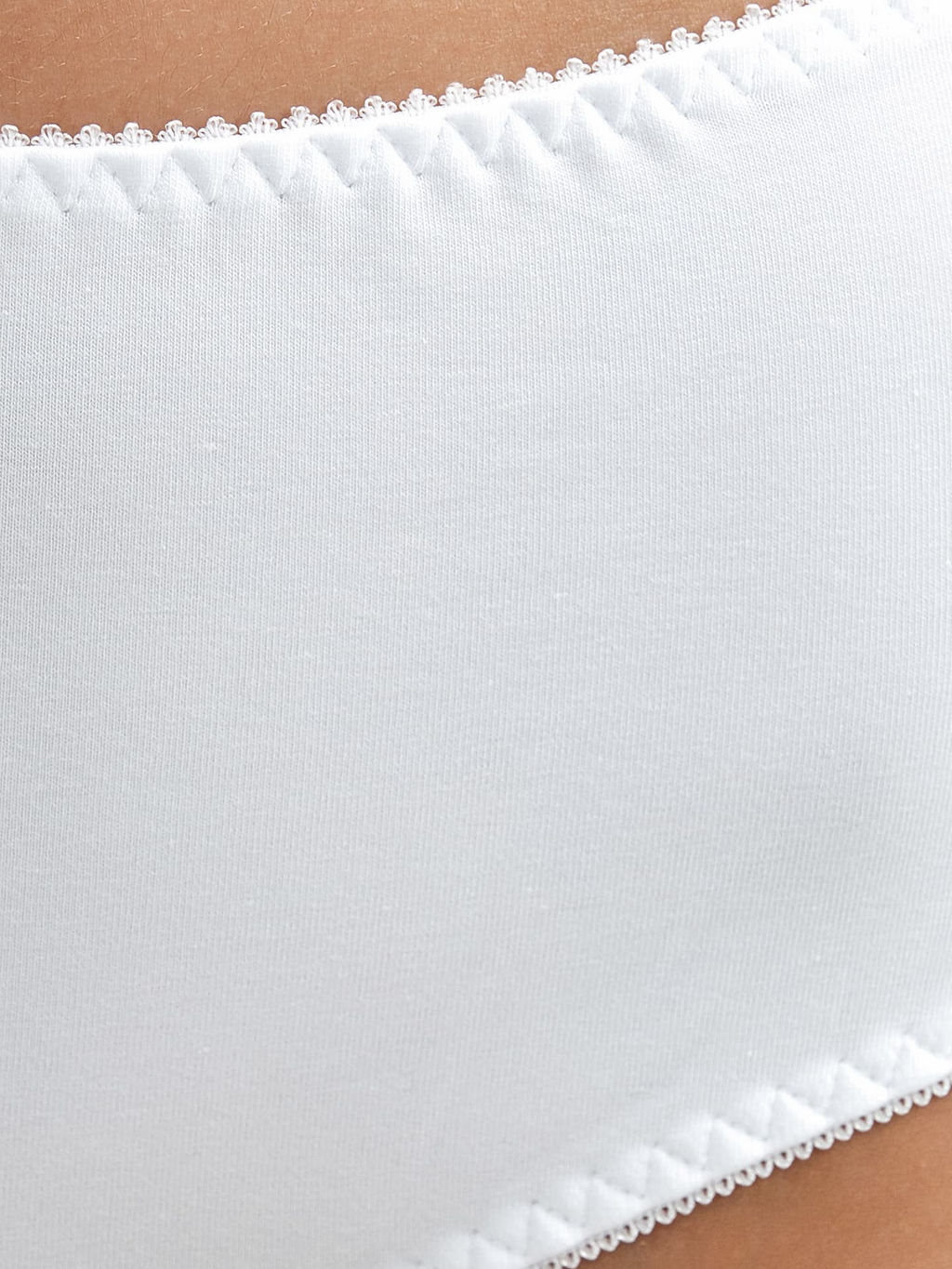 Цена за 2 штуки! ТРУСЫ ЖЕНСКИЕ белый 412075 - Mark formelle фото 4