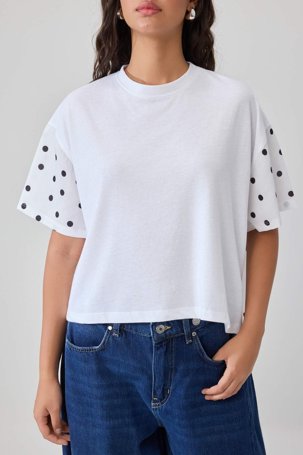 Ekru Relaxed Puantiye Detayl_ %100 Pamuk D___k Kol Crop _rme T-Shirt TWOSS26TS00368 - Trendyolmilla фото 3
