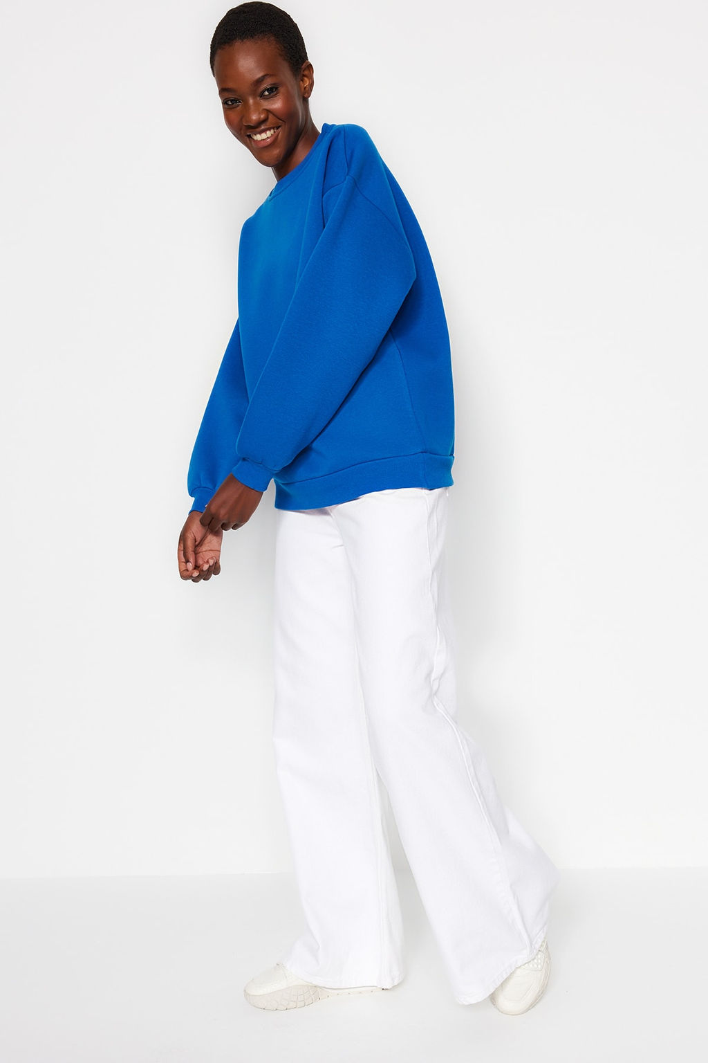 Saks Oversize/Rahat Kesim Basic Bisiklet Yaka Kal?n/Ici polarl? Orme Sweatshirt TWOAW24SW00102