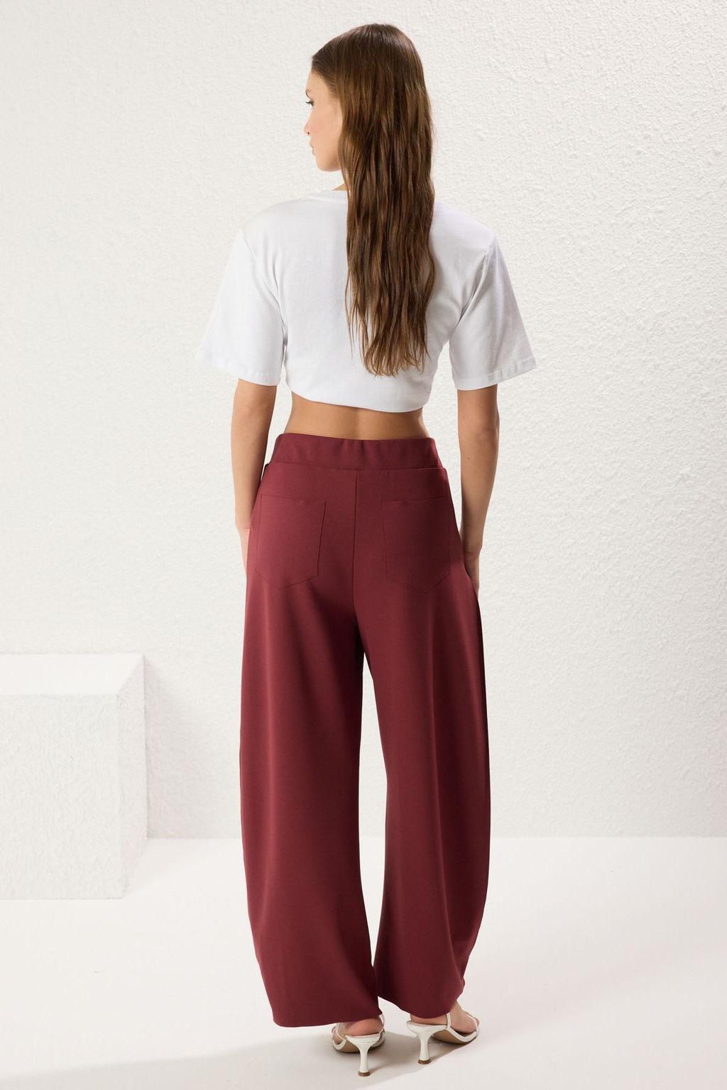 Bordo Yanlar? Pileli Yuksek Bel Esnek Orme Pantolon TWOSS25PL00054