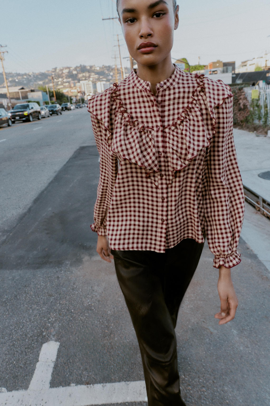 BLUSA VOLANTES CUADROS / Burgundy