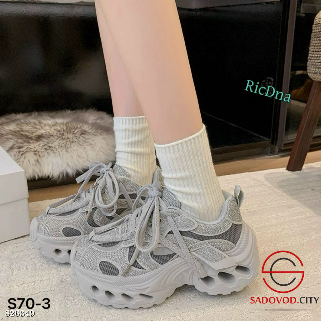 Кроссовки женские весенние