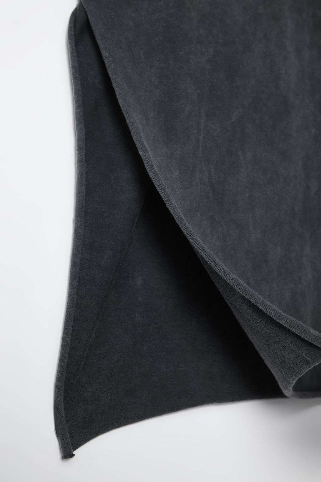 Antrasit Y?kamal? %100 Pamuk Duble Kol Asimetrik Boyfriend Orme T-Shirt TWOSS20TS0828