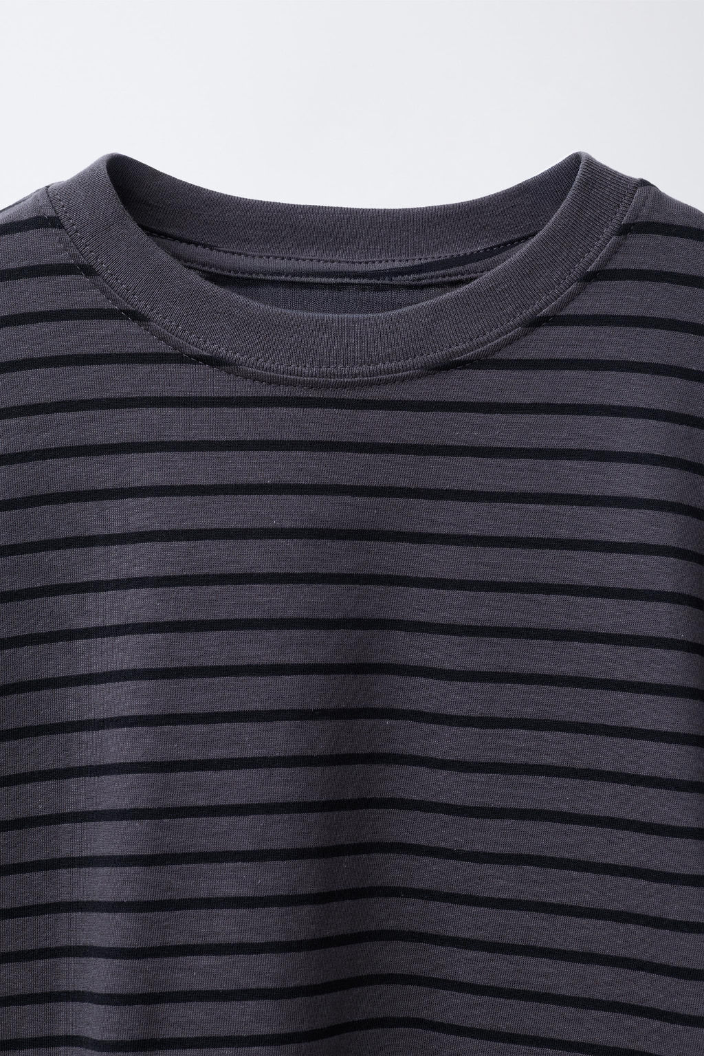 3-PACK OF PLAIN AND STRIPED T-SHIRTS - Zara фото 4