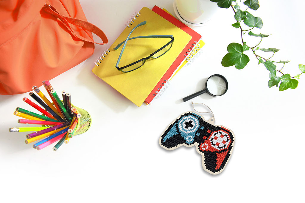 Кристальная (алмазная) мозаика ФРЕЯ ALVP-025 подвеска Джойстик 10.5 х 8 см