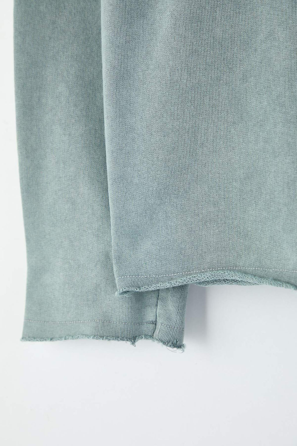 Gri Yeni Oversize/Genis Kesim Eskitme/Soluk Efekt Kal?n Sweatshirt TMNAW26SW00022